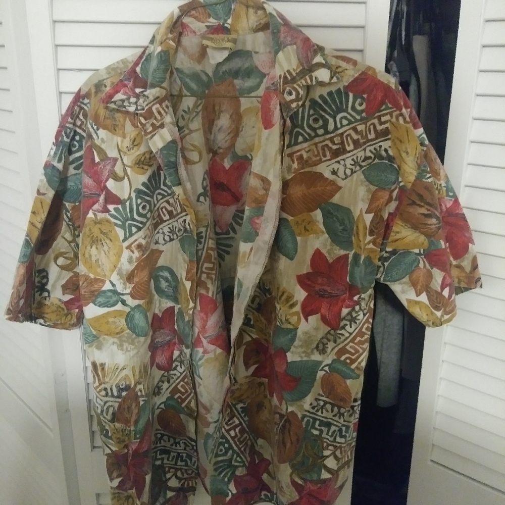 VTG Floral/Island Button Up Blouse